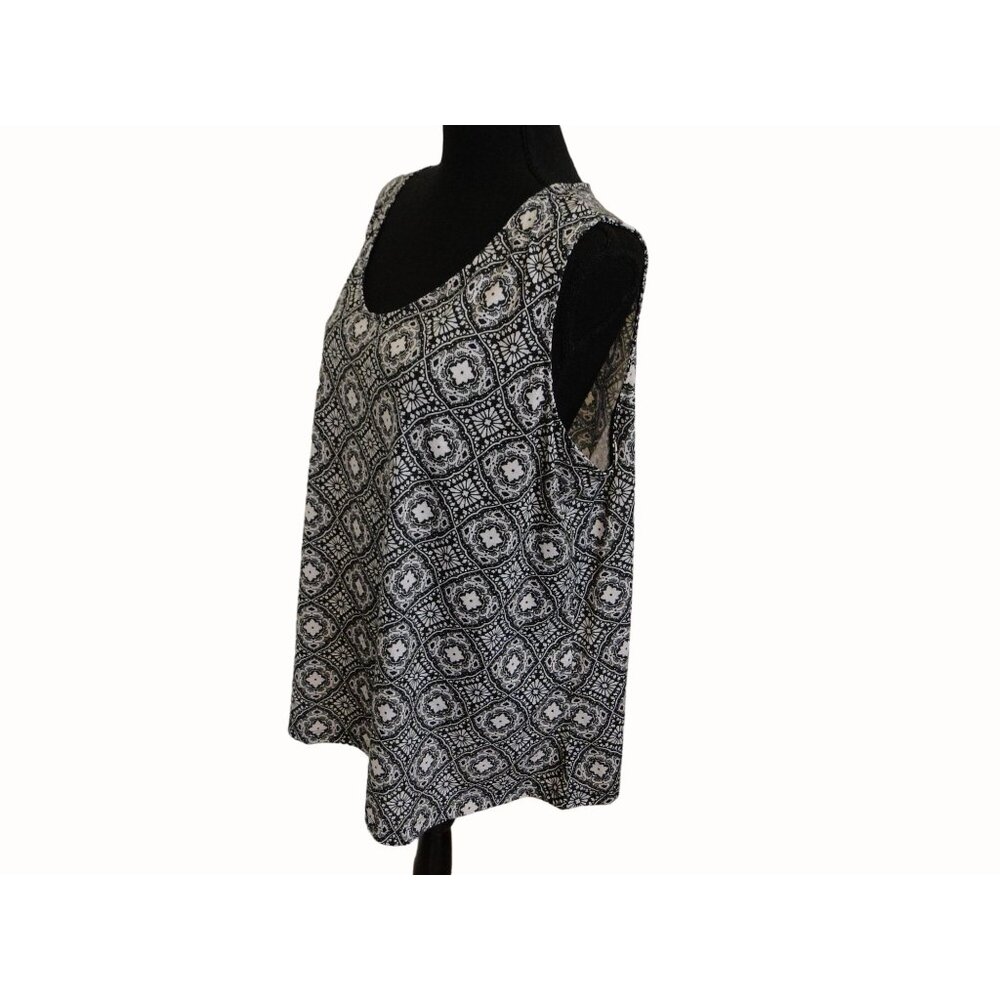 Catherines Tank Top Womens Petite 1X 18/20P Black White Geometric Sleeveless Tee